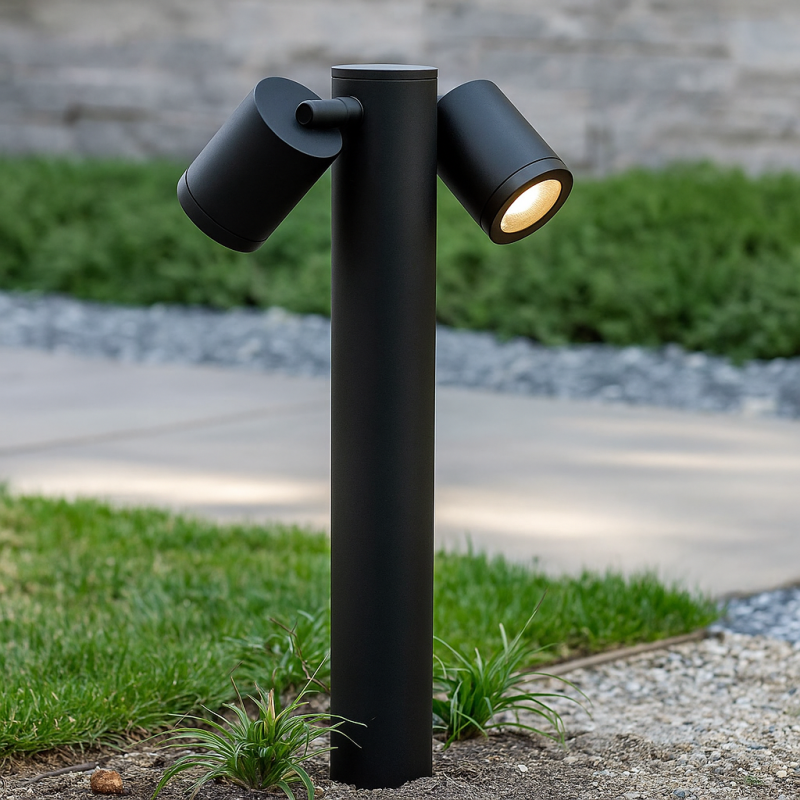 Lampă exterior neagră modernă, Clevor, IP44