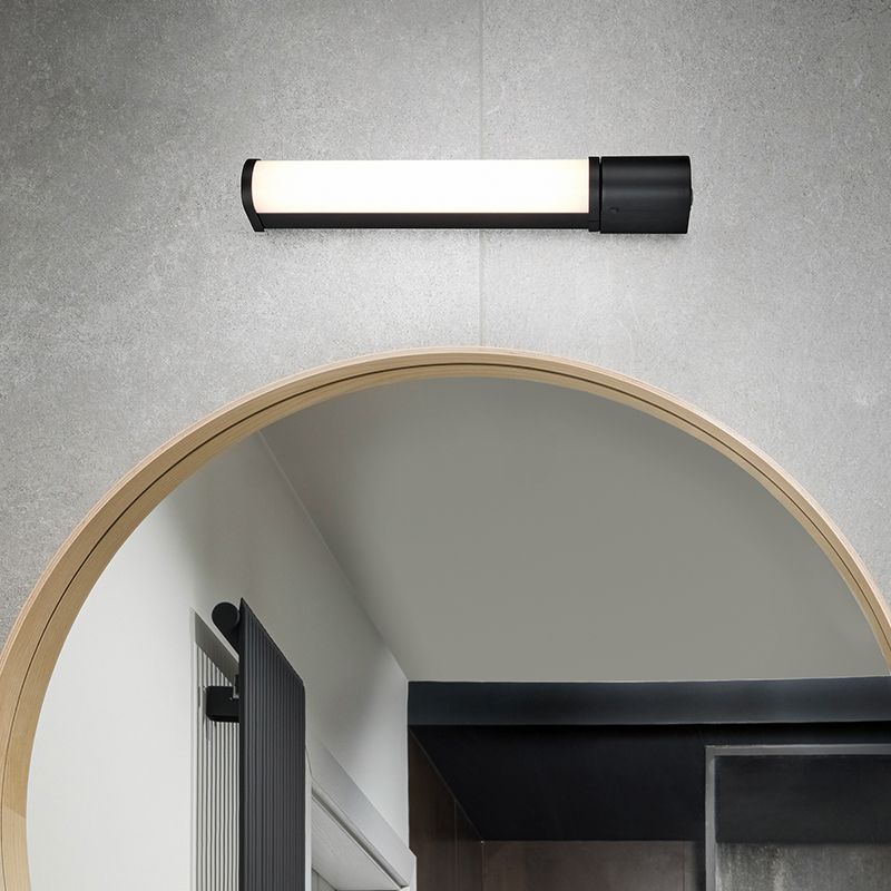 Aplică baie modernă neagră, Bernou, 8W, LED 3000K, IP44