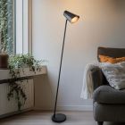 Lampadar negru modern, Taro, con întrerupător