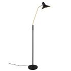 Lampadar clasic negru, Merit