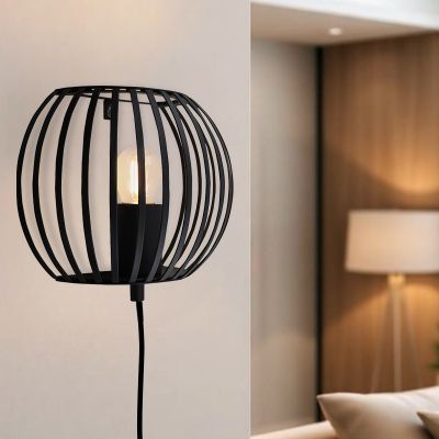 Aplică de perete neagră industrială, Lieve, con întrerupător