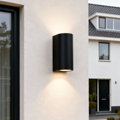 Lampă exterior neagră modernă, Corina, IP44