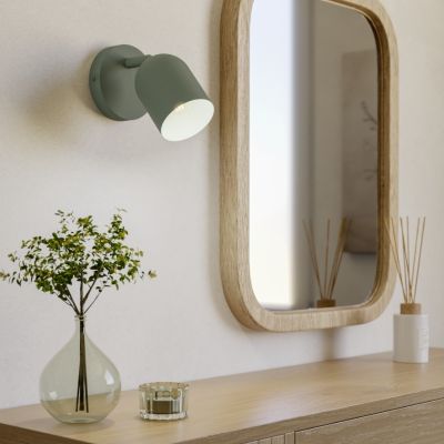 Aplică de perete verde din oțel, Tjitte