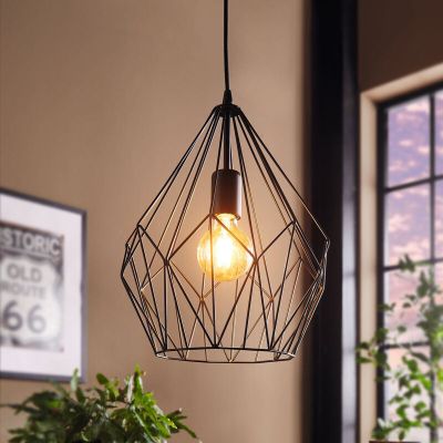 Lustră neagră din metal, Acri