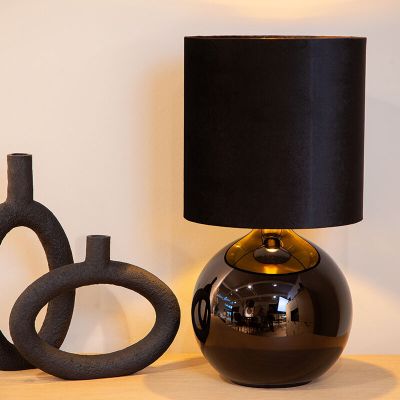 Lampă de masă retro neagră, Esterad, con întrerupător