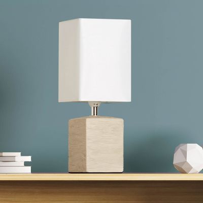 Lampă de masă din ceramică albă, Karola, con întrerupător