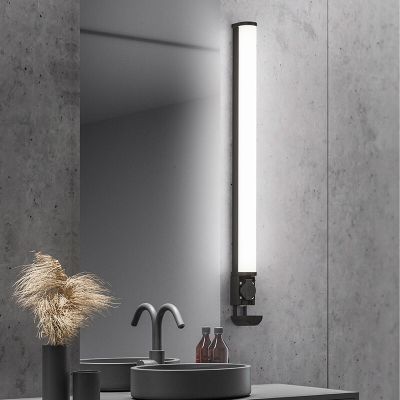 Aplică baie modernă neagră, Bernou, 21W, LED 3000K, IP44