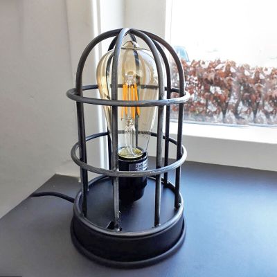 Lampă de masă gri industrială, Nova, con întrerupător